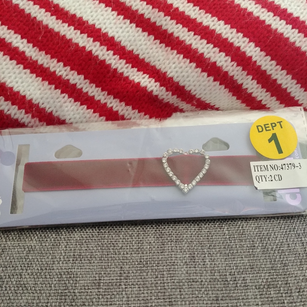 SOLD Claire's Valentine's Day choker
